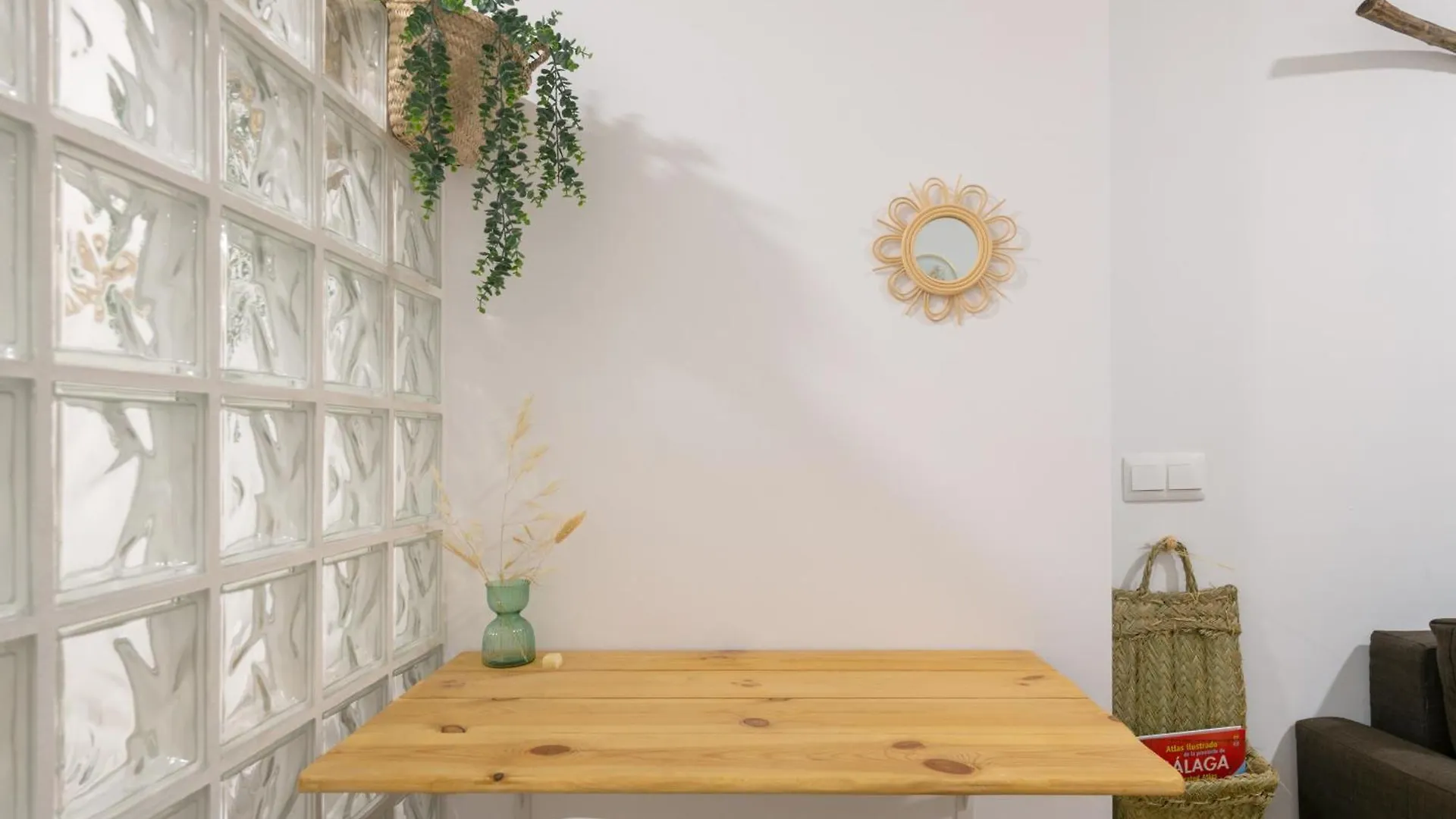 Alma House 1 Apartment Malaga